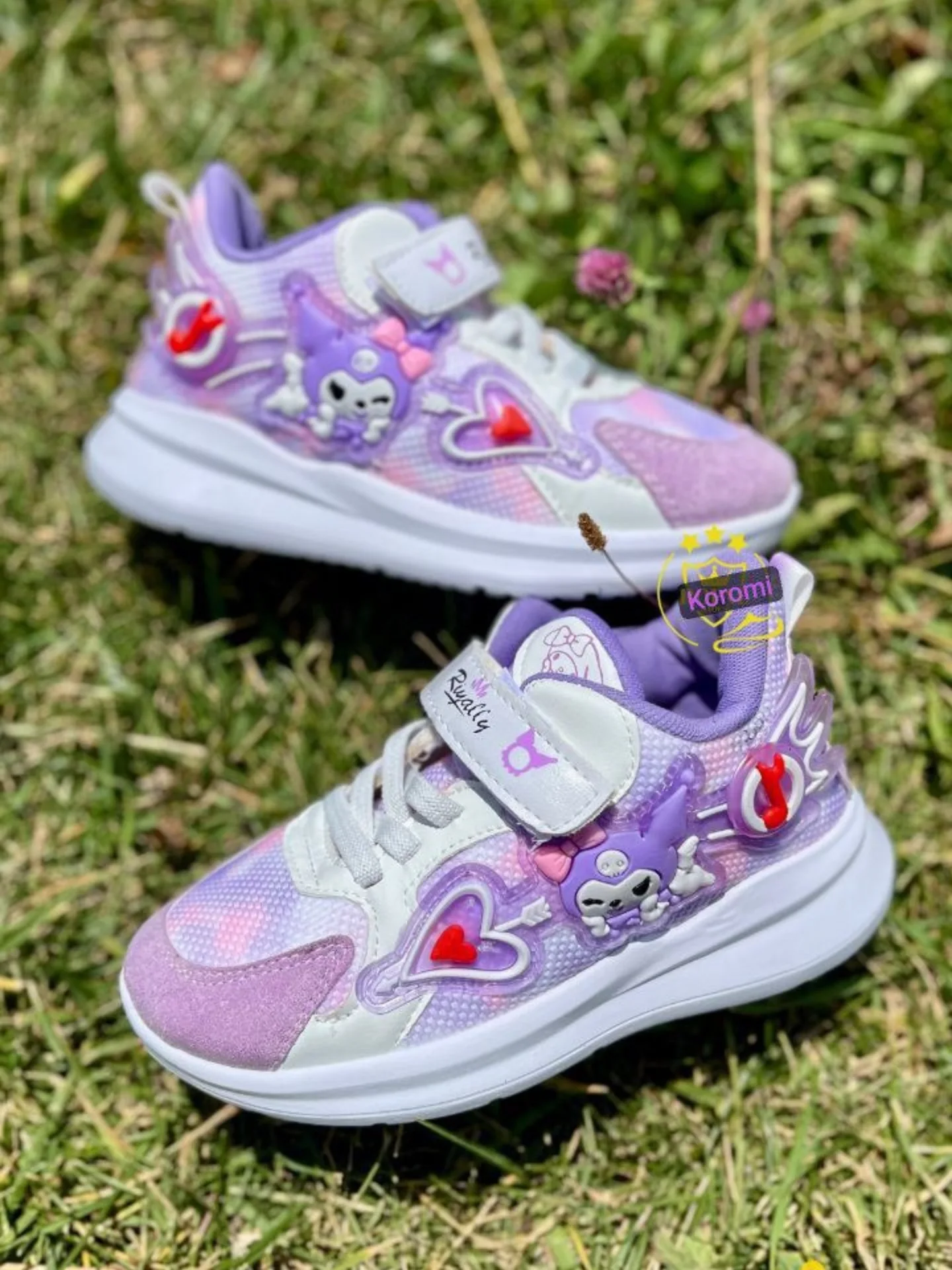 کتونی دخترانه کرومی