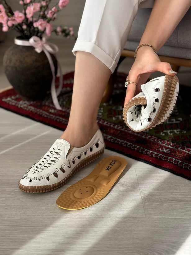 کفش راحتی بیتا پاسارگاد